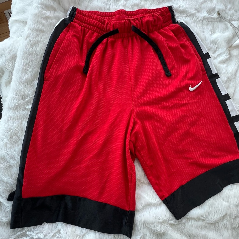 Nike Red Black Athletic Badketball Shorts Men M